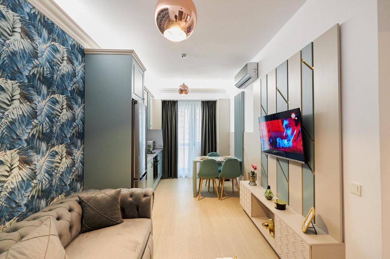Uptown Apartments Iasi Buitenkant foto