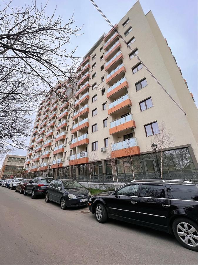 Uptown Apartments Iasi Buitenkant foto